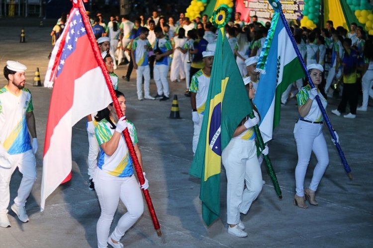 DESFILE CÍVICO DAS ESCOLAS MUNICIPAIS DE MANACAPURU